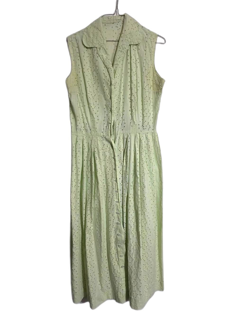Vintage 60s Sleeveless Eyelet Button-Front Midi Dress in Pale Green
